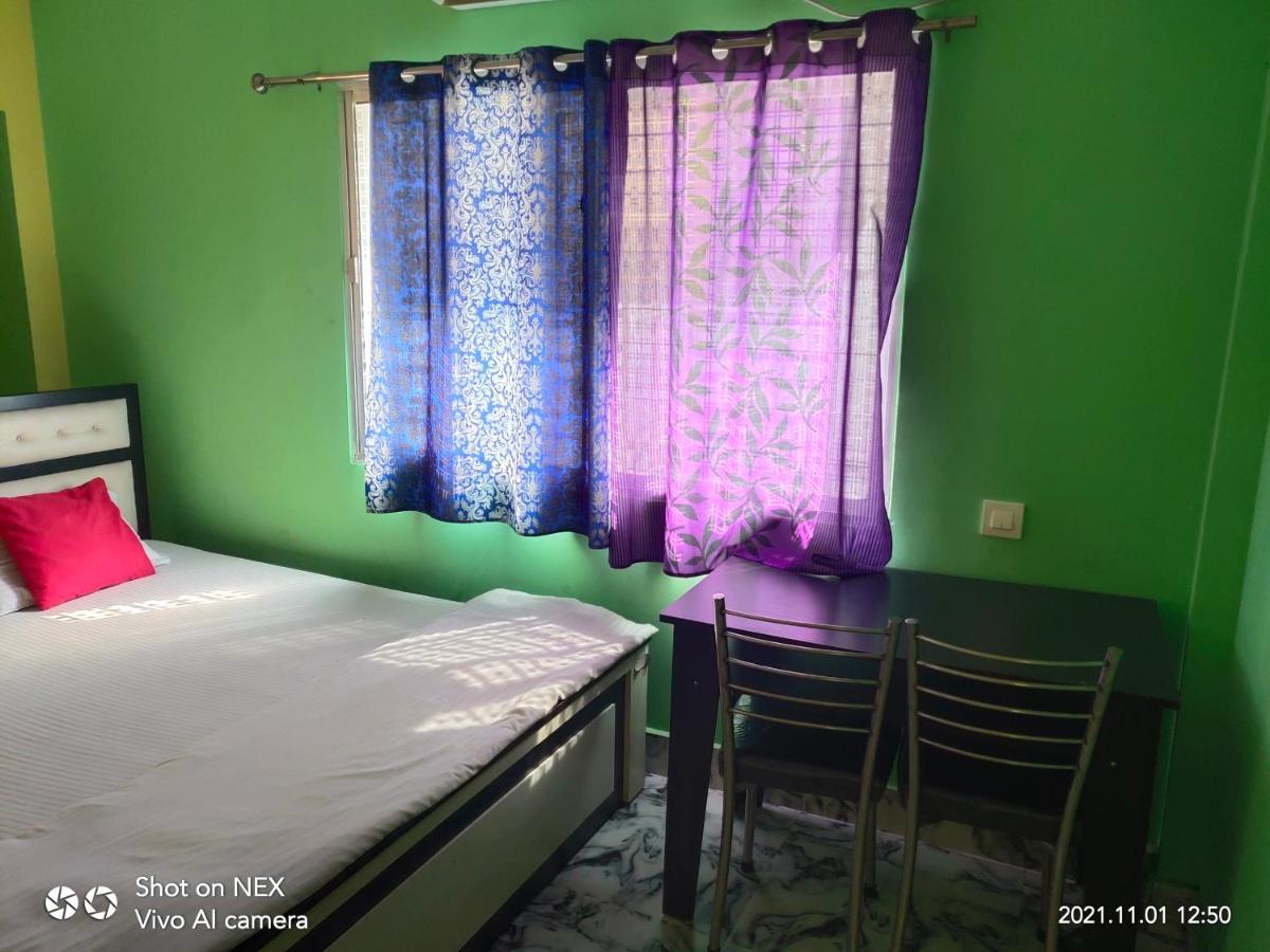 Radha Rani Lodge Sziliguri Kültér fotó